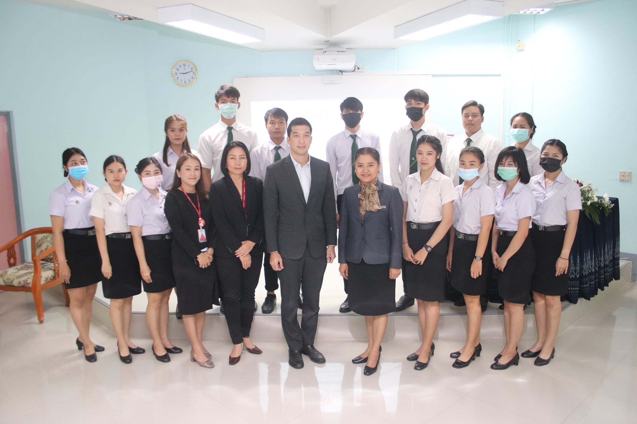 การบริการองค์การอย่างไร ให้ประสบความสำเร็จ