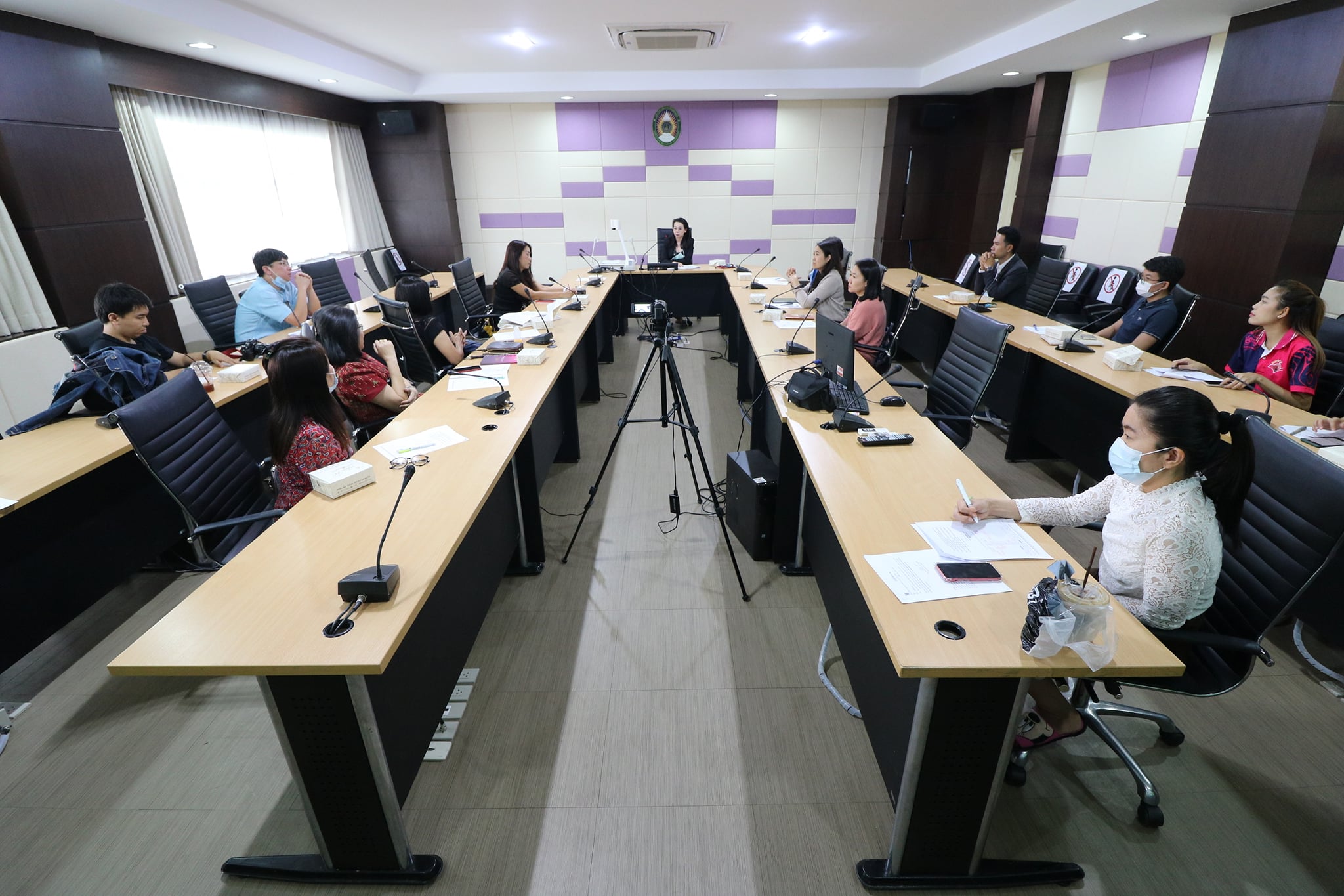 ประชุมคณะกรรมการฝ่ายงานวิจัย