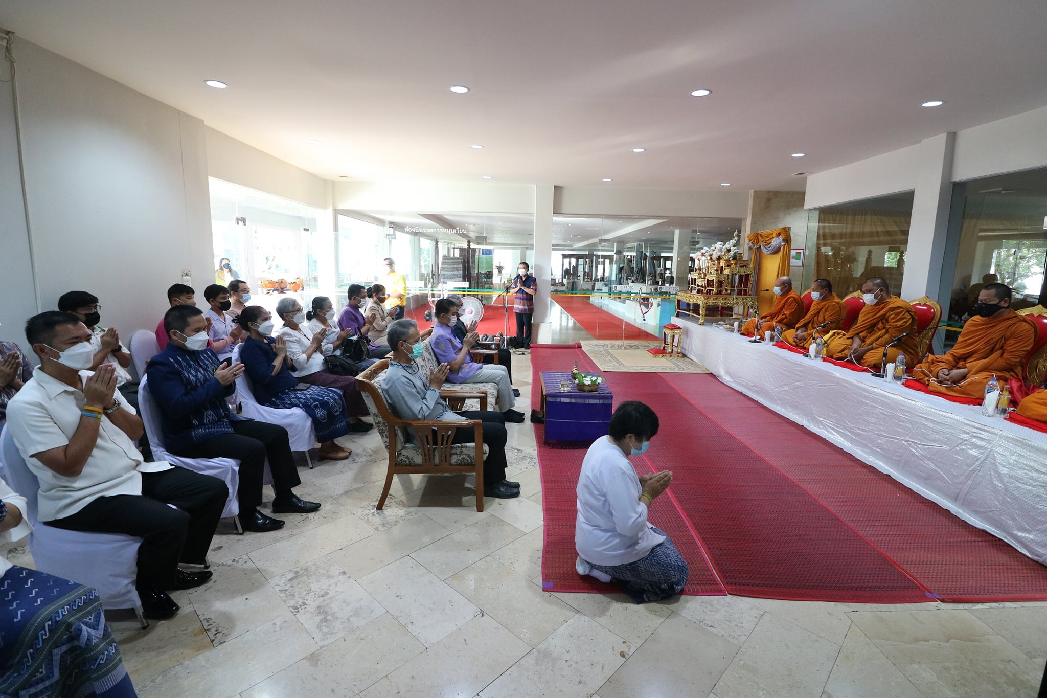คณะวิทยาการ ร่วมทำบุญตักบาตร กับสำนักศิลปะและวัฒนธรรม