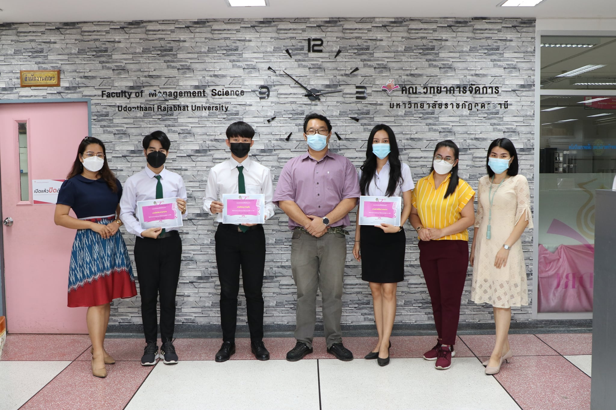 ประกาศผลการประกวดร้องเพลงรอบคัดเลือกในโครงการ "ขวัญใจ วจ. 2022"
