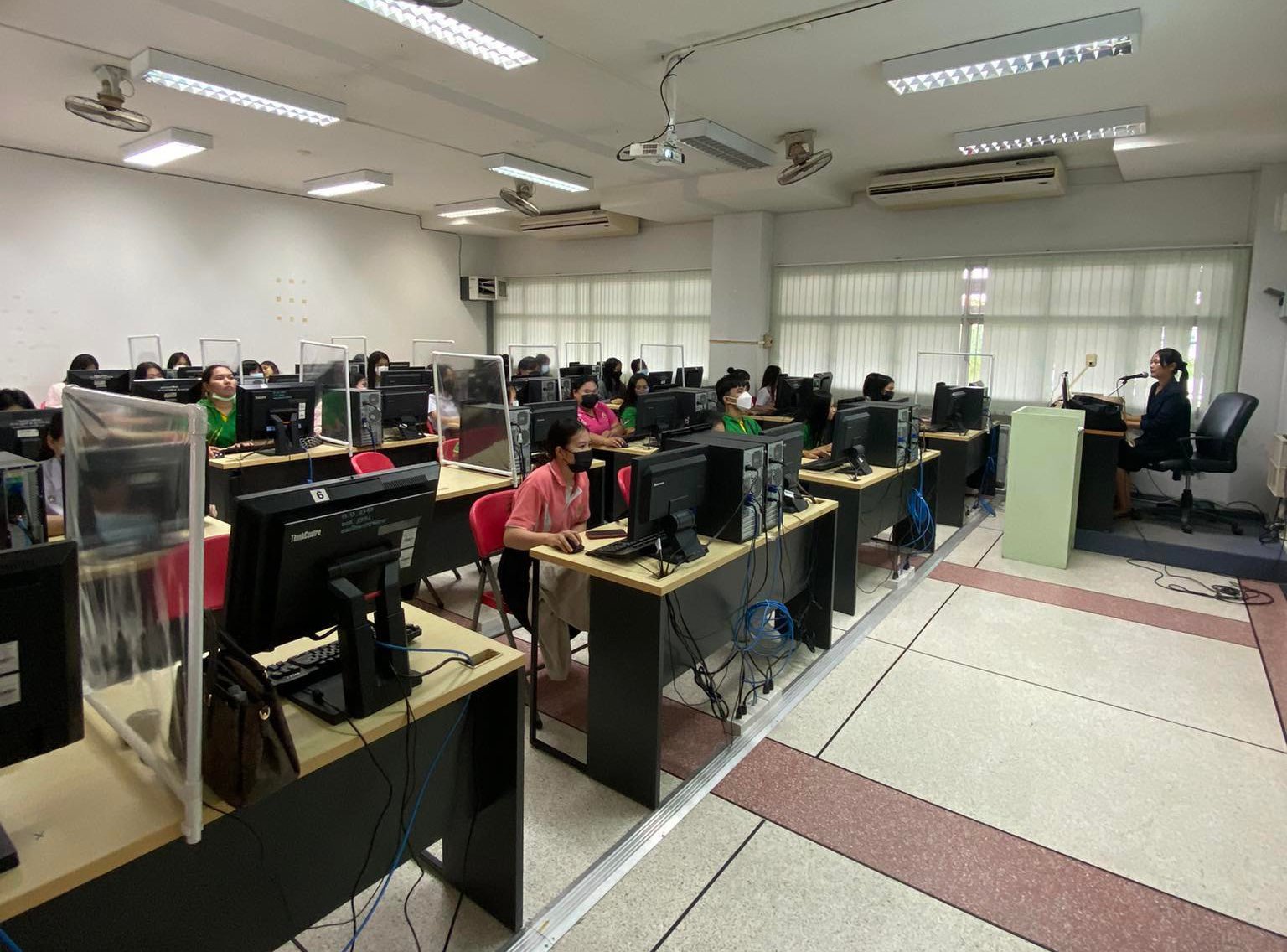อบรมการใช้โปรแกรม Excel เพื่อออกรายงานสำหรับผู้บริหาร