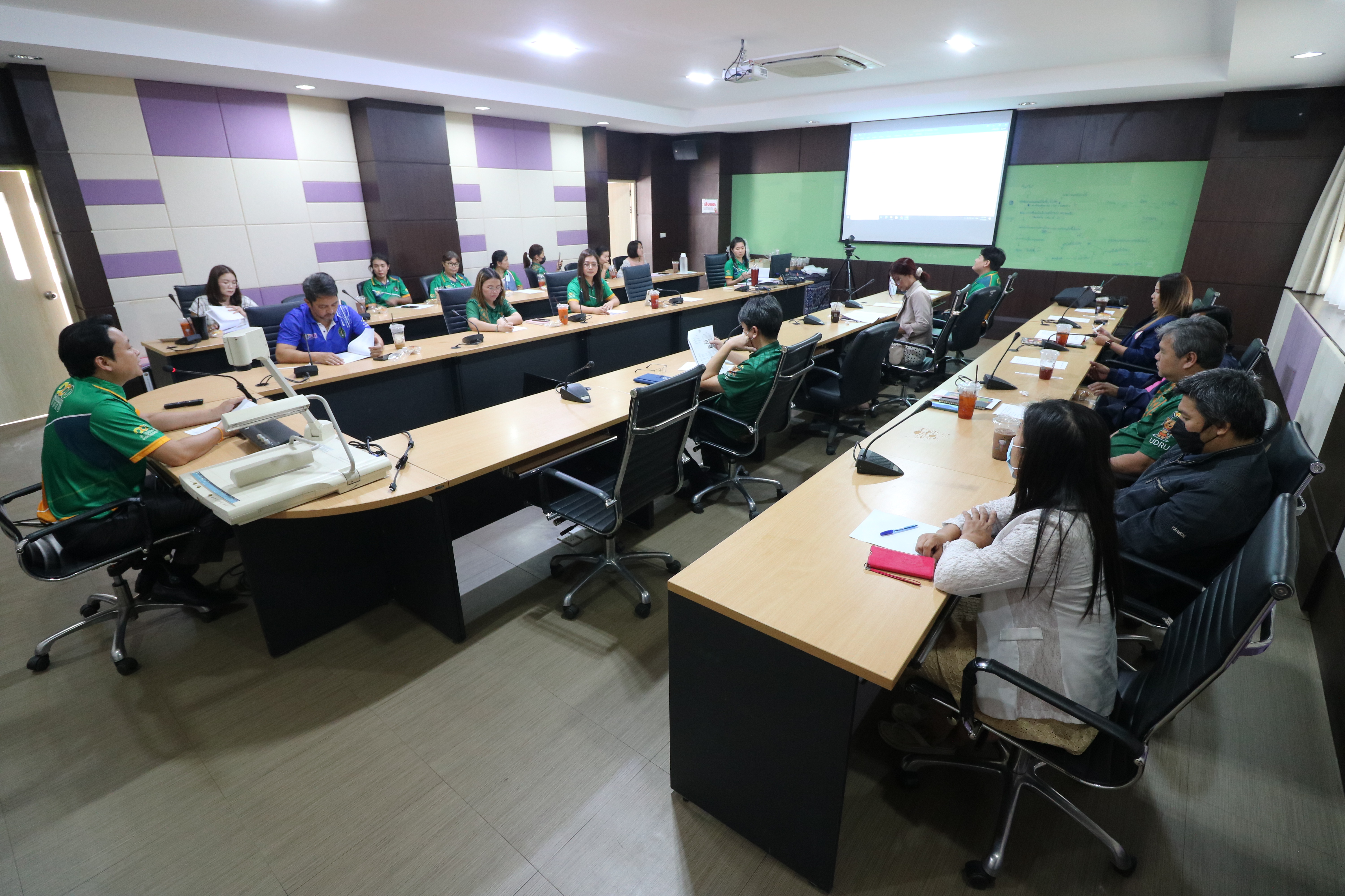 การประชุมกิจกรรมโครงการสำนักงานสีเขียว (Green Office)