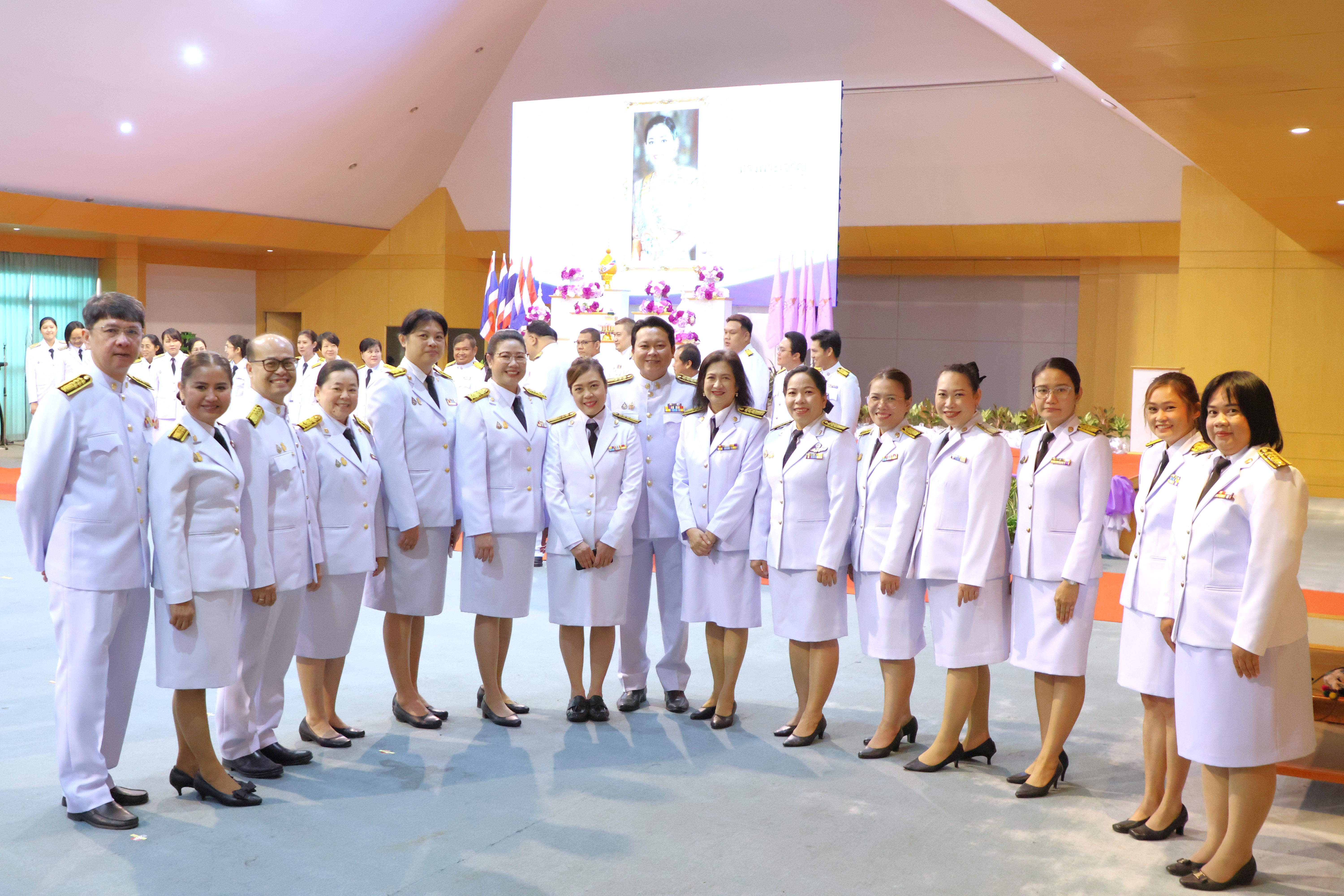 วิทยาการจัดการร่วมพิธีถวายราชสักการะและลงนามถวายพระพรชัยมงคล
