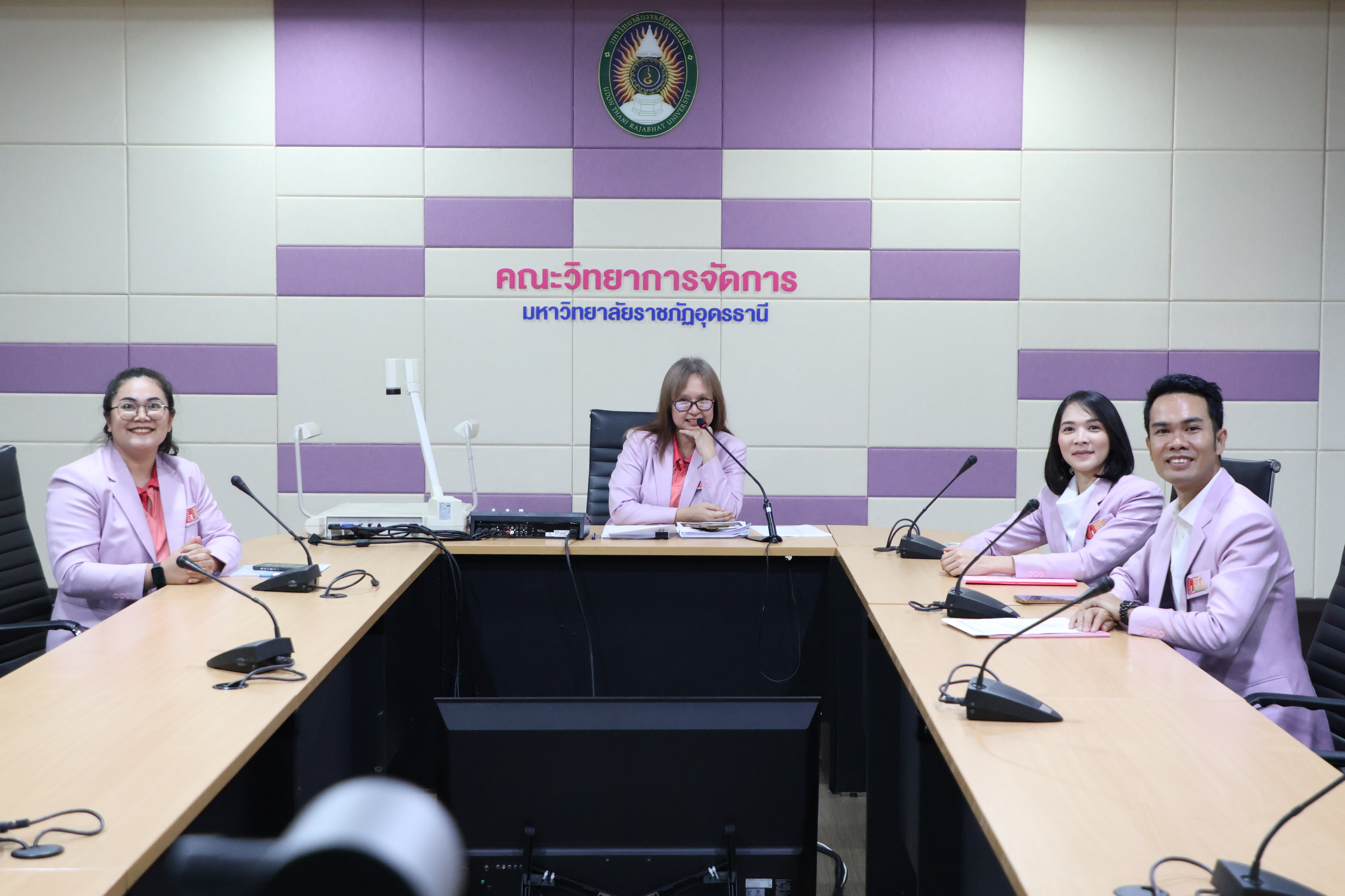 วิพากษ์หลักสูตรสาขาวิชาการจัดการการโรงแรม