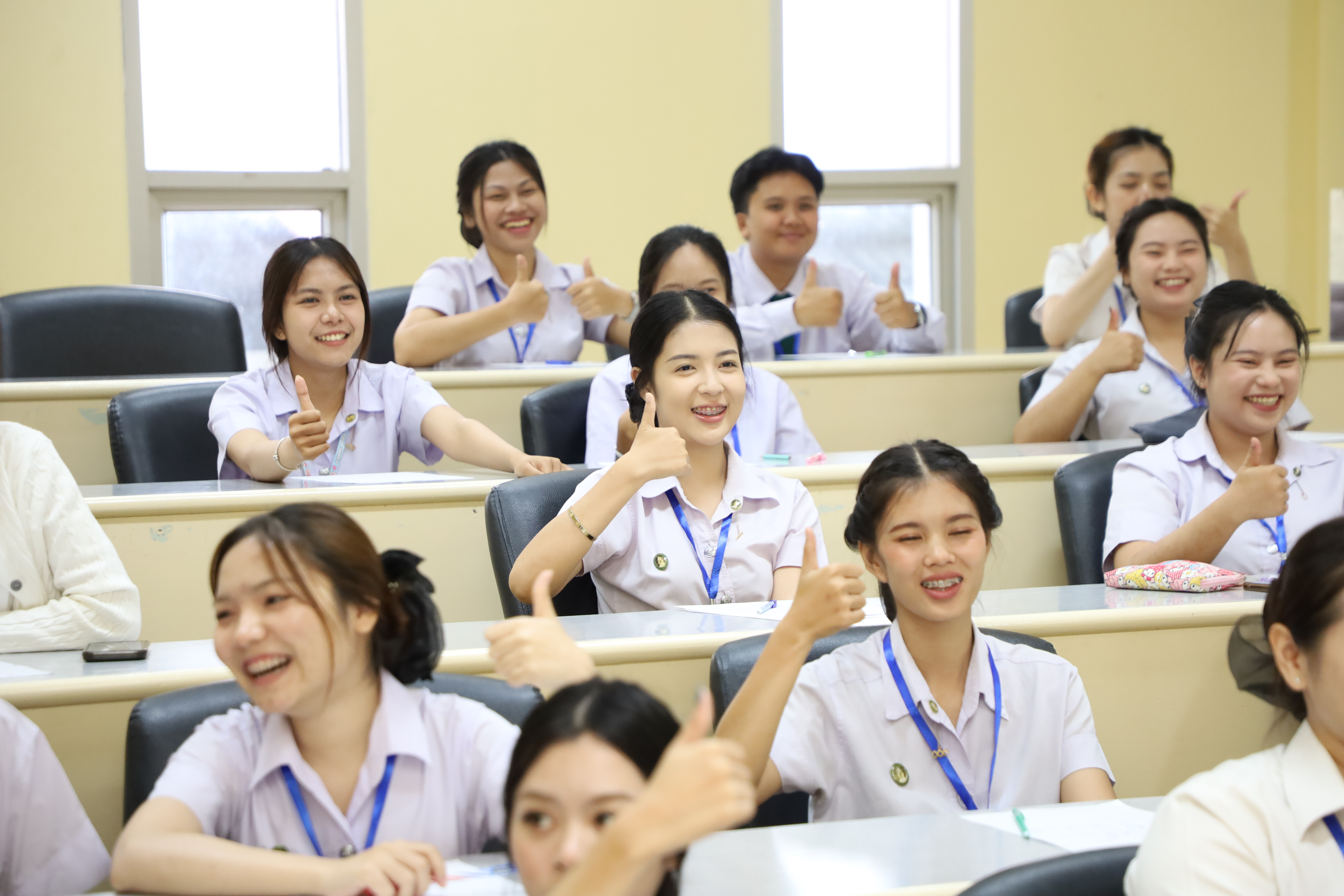 โครงการสัมมนา “เตรียมความพร้อมจากรั้วมหาวิทยาลัยสู่โลกการทำงาน” สาขาวิชาการจัดการ
