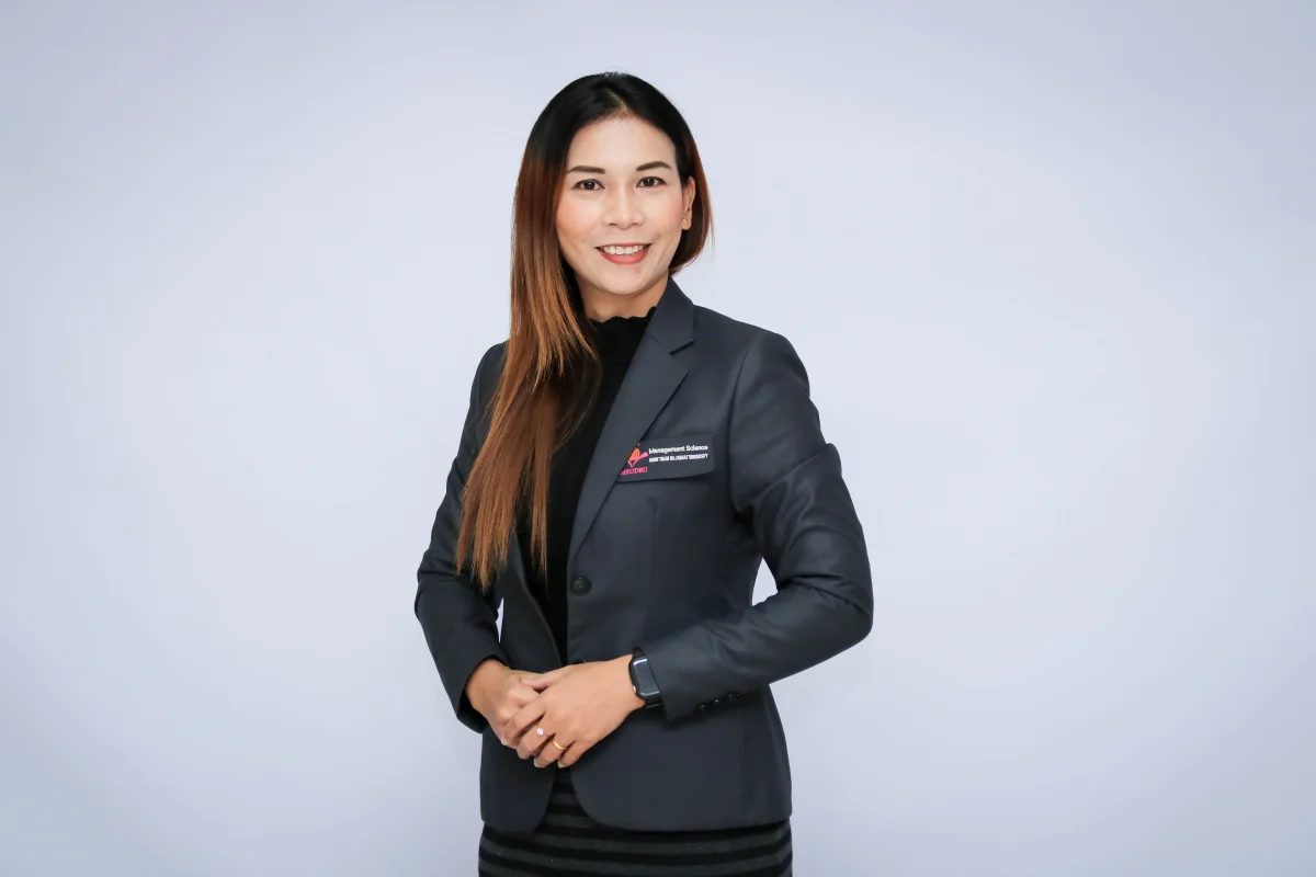 นางสาวสุภาวดี ไวว่อง